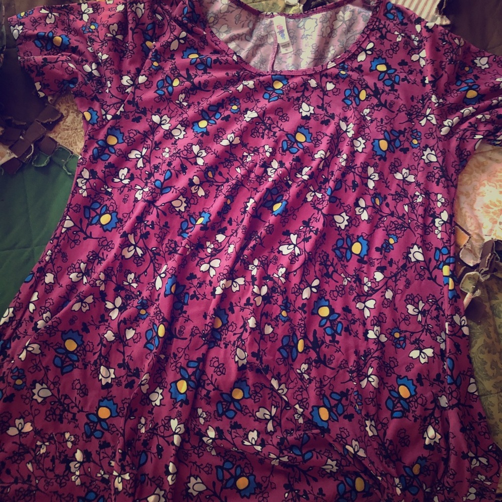 LulaRoe Floral Perfect tee/xl